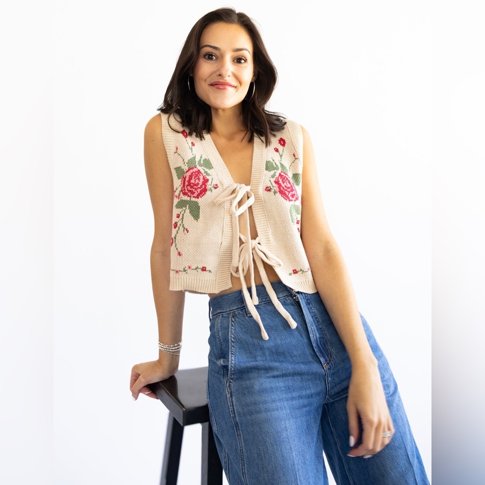 🌼$88 NEW Le Lis Boho Vest